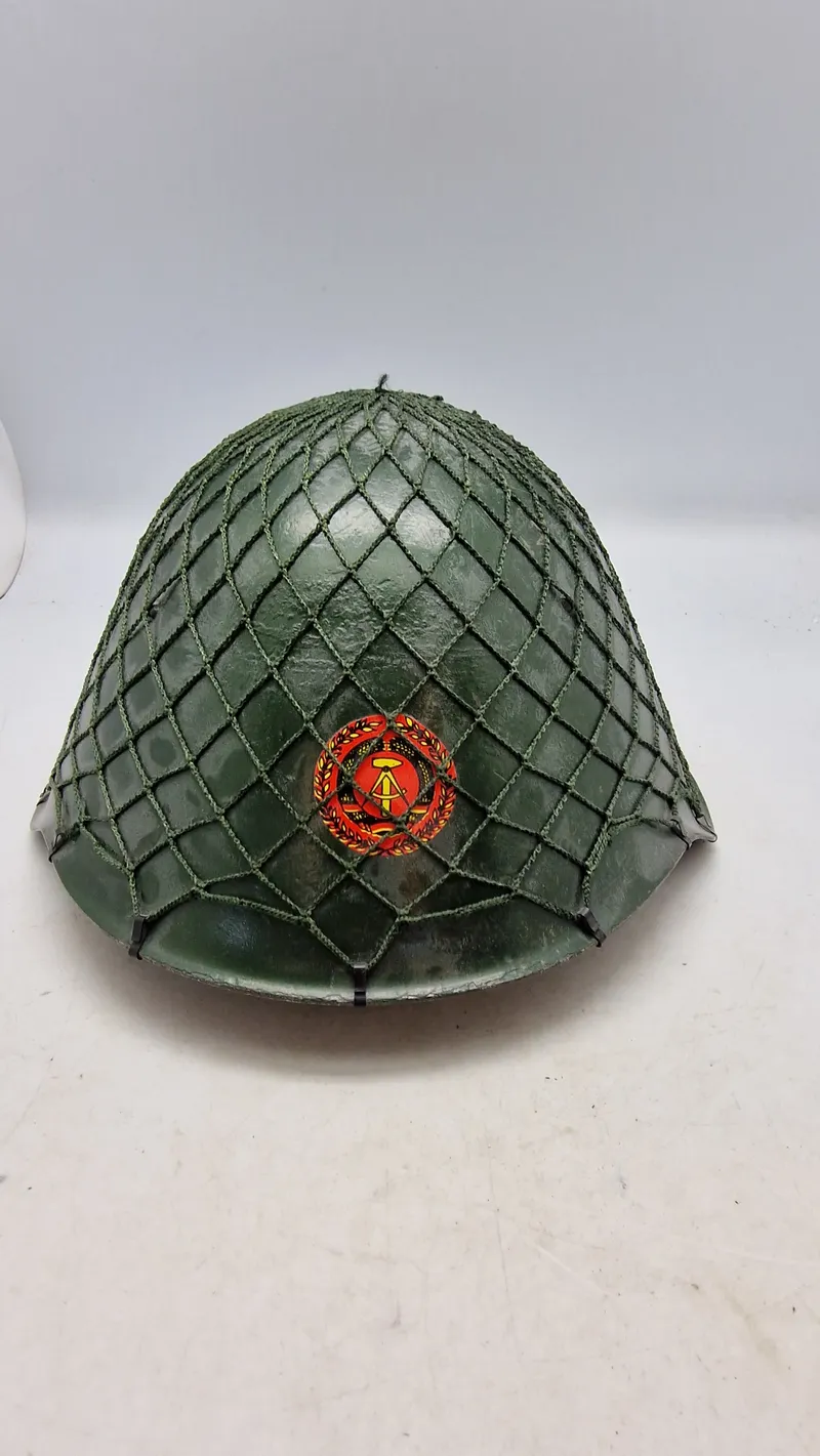 Original DDR M/56 hjelm