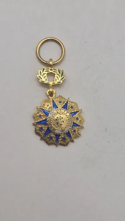Original miniature medalje fra den franske Ordre National du Mérite (Den Nationale Fortjenstorden)