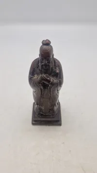 Kinesisk figur af træ