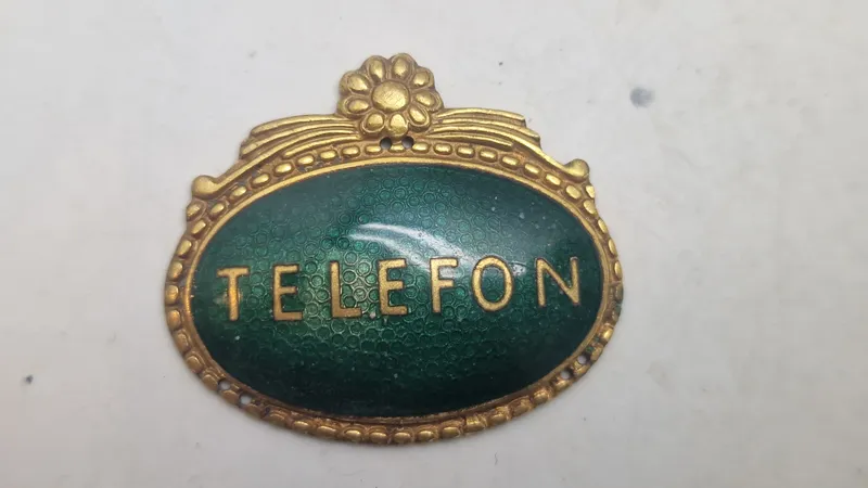 Originalt mærke telefonmontør  til påsyning fra telegrafvæsenet