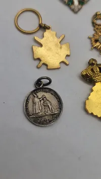 Samling originale miniature medaljer