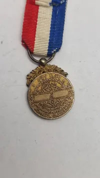 Original Honour medal for courage and devotion