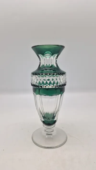 Val Saint Lambert vase i grøn og klar krystal