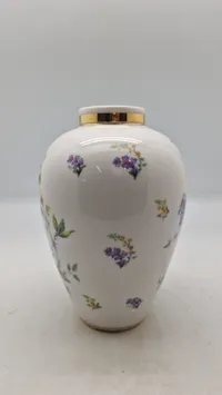 Rörstrand vase med blomstermotiver