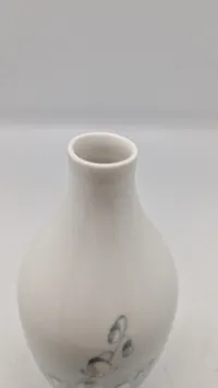 Bing & Grøndahl Art Nouveau vase med liljekonval-motiv
