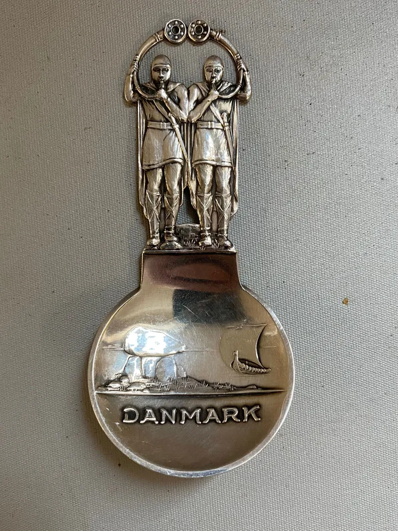Original Dansk national ske, 30/40-erne, Typisk kammeratskabs gave ved det Danske nazi parti