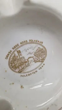 Askebæger, dansk røde kors folkekur 1944