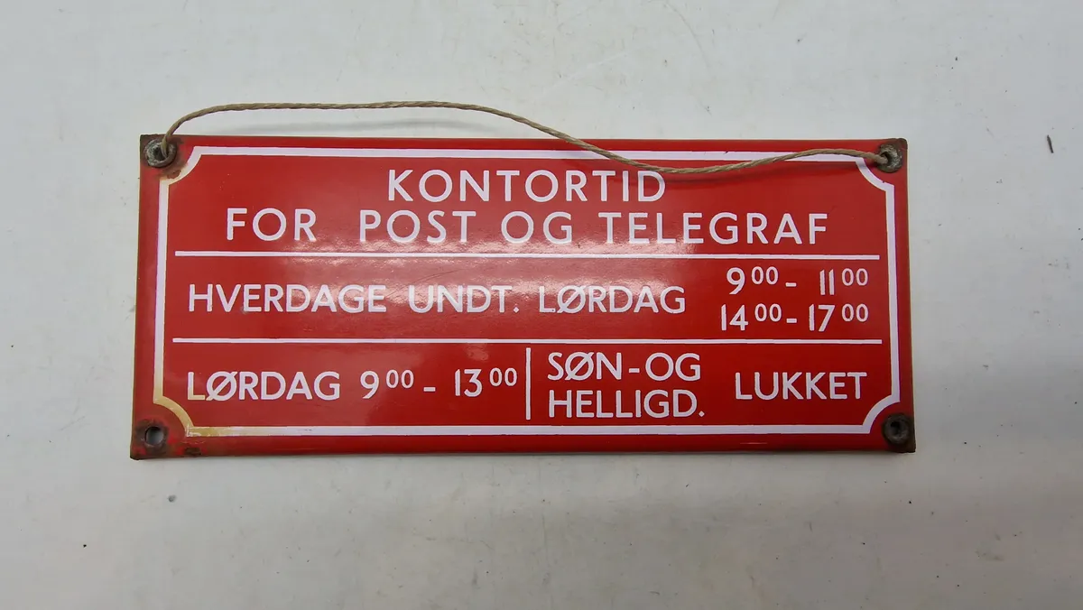 Emaljeskilt fra post og telegrafvæsnet. Originalt