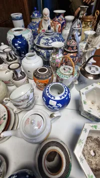 Stor samling porcelæn, stager mm. Skal afhentes i Vordingborg