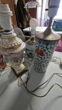 Samling lamper. Skal afhentes i SKAL HENTES I VORDINGBOR