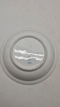 Lot røde kors porcelæn