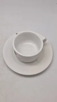 Lot røde kors porcelæn