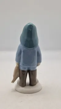Dreng med fisk porcelænsfigur | GH & Co. Tyskland