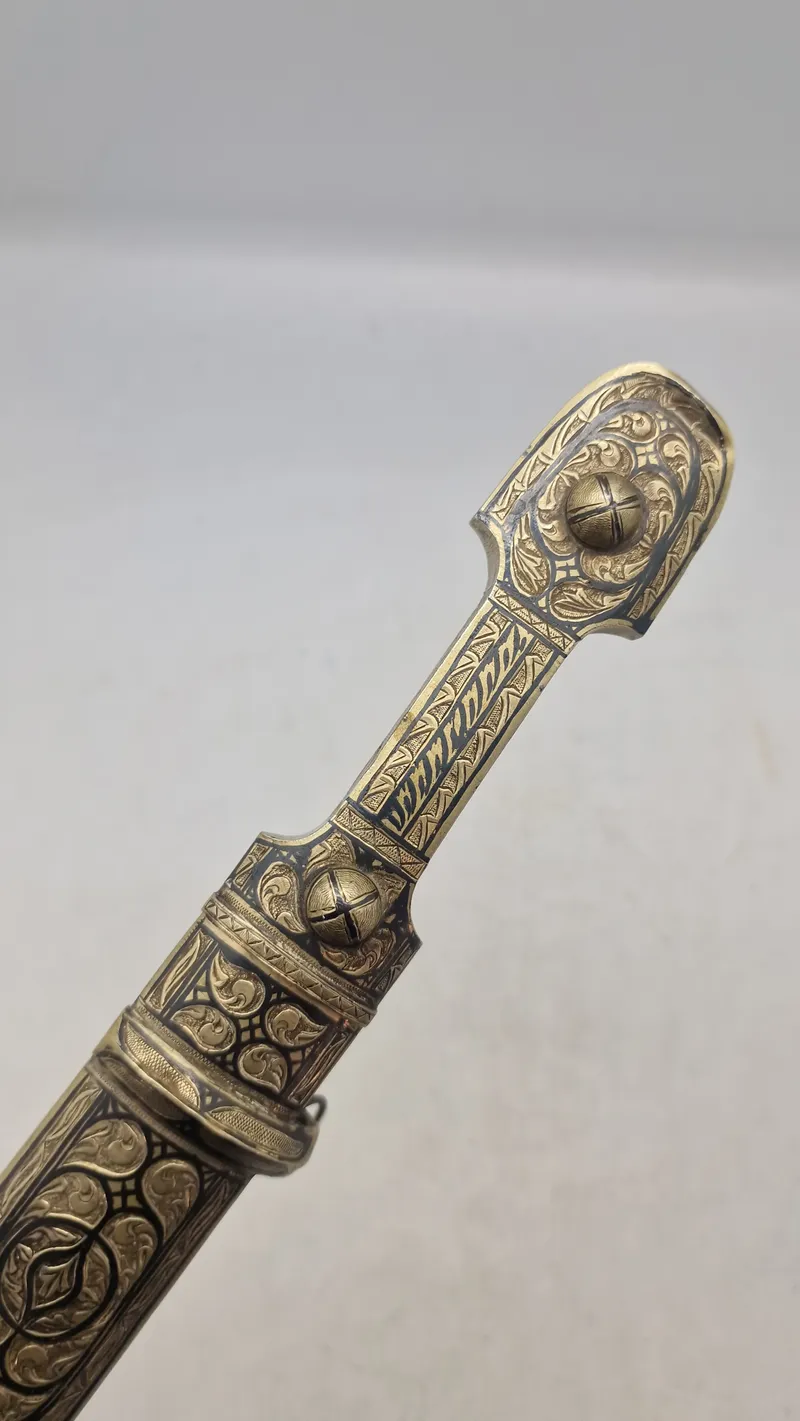 Kaukasisk Niello silver mounted dagger med skede