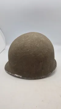 Amerikansk M1 hjelm. Original WW2 front seam fixed ball