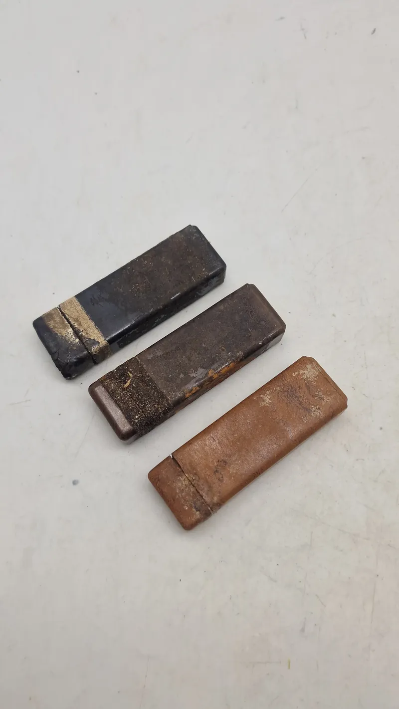 Hautentgiftungsmittel-æsker af bakelit, ww2. Originale
