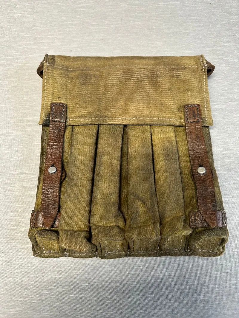 MP38/40 6 magazine pouch  / paratroopers southern front, postwar