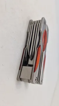 Multitool med taske