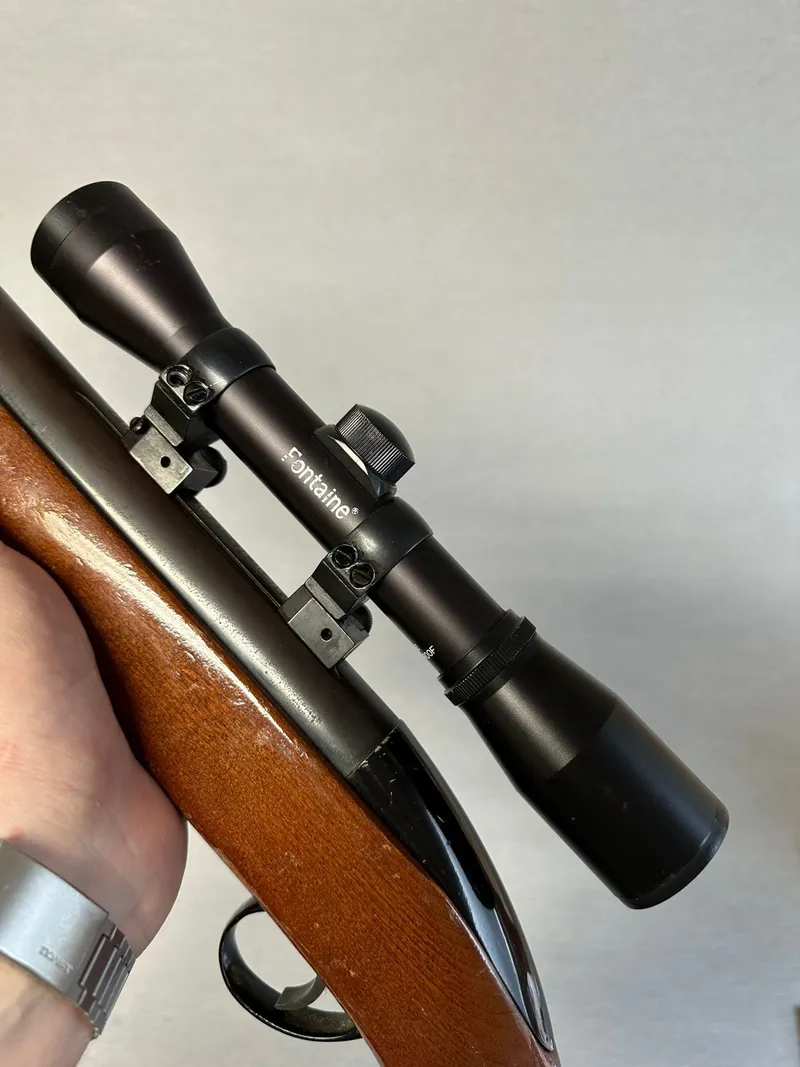 Originalt Kraftigt BSA Airsporter  4.5 mm luftgevær monteret med 4 x 32 Fontain kikkert