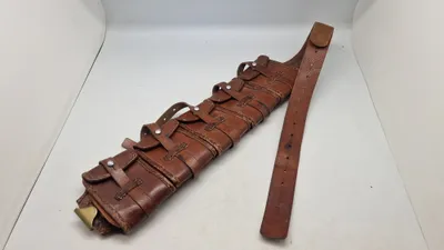Svensk ammunitionstaske model 1910. Anvendt af brigaden