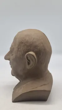 Sparrehoved. Charles De Gaulle