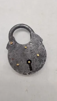 1800 tals hængelås