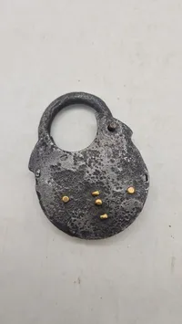 1800 tals hængelås