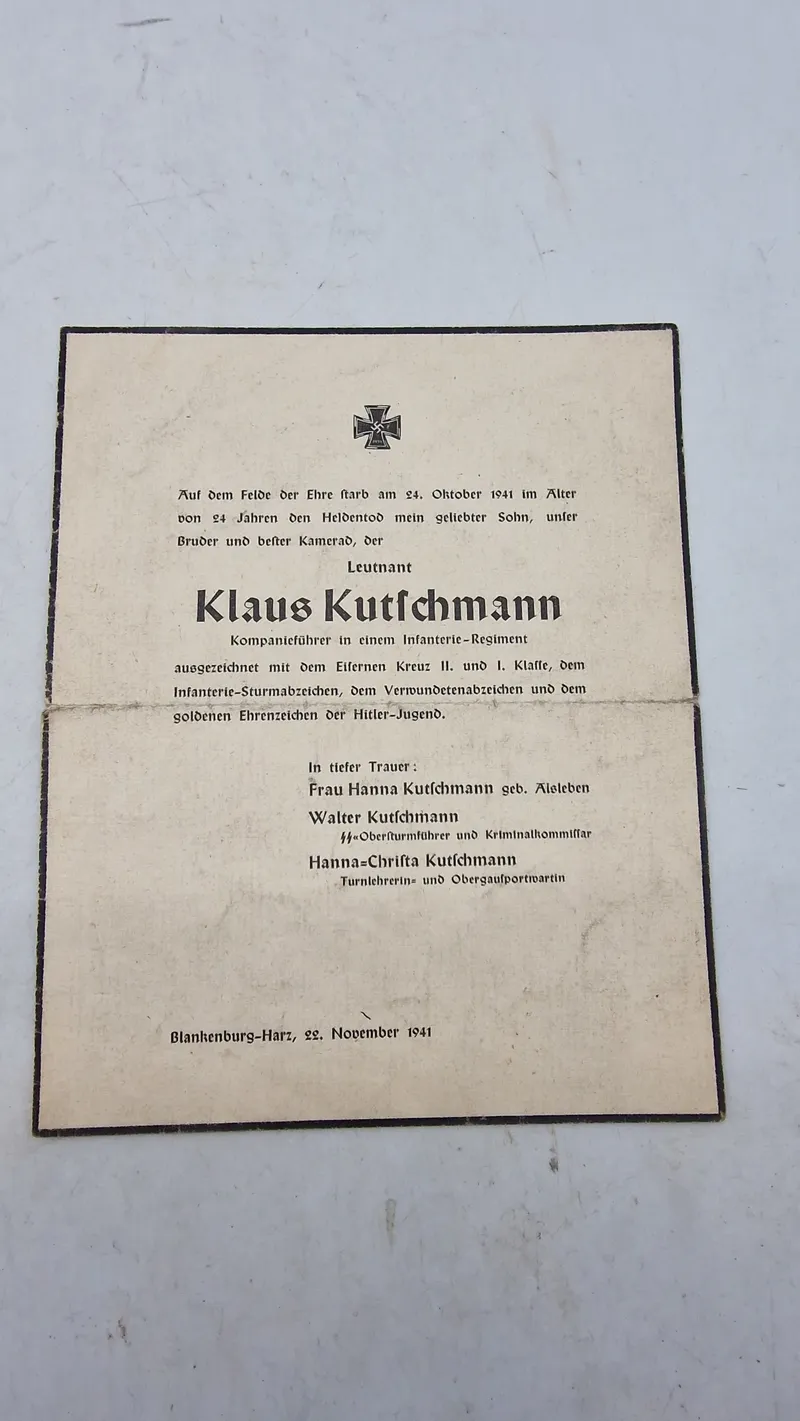 dødsannonce for Klaus Kutschmann, en tysk løjtnant, der døde i kamp under Anden Verdenskrig. Orignal