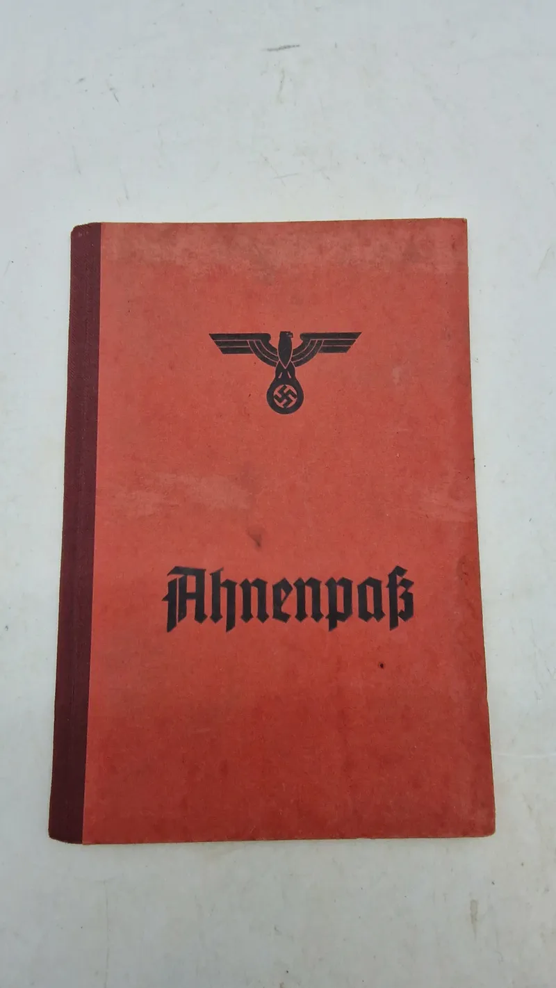 Tysk Ahnenpas. Originalt