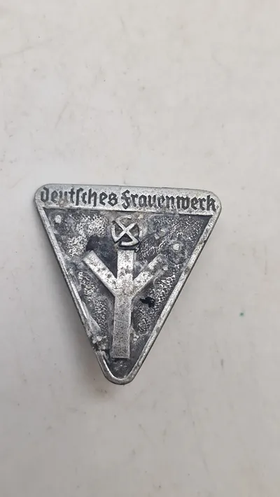 Deutsches Frauenwerk. Original