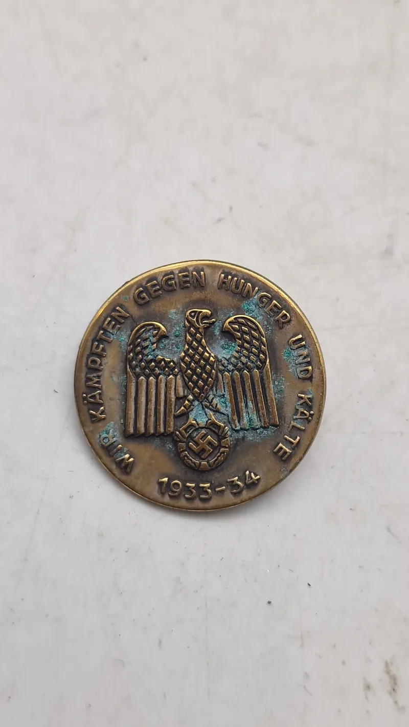 Winterhilfswerk (WHW) badge. Original