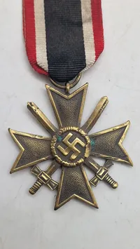 Kriegsverdienstkreuz 2. Klasse mit Schwertern. Original