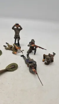 Samling tyske linoliumsfigurer, originale