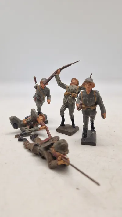 Samling tyske linoliumsfigurer, originale