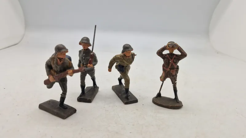 Samling tyske linoliumsfigurer, originale