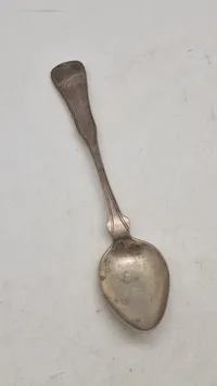 Ske af provinssølv, dateret 1849