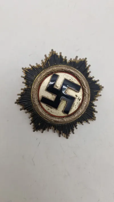 Deutsches kreuz im Gold by Souval. Fremstillet lige efter krigen, oftes som souvenir til allierede tropper
