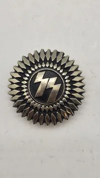 Waffen SS pin, efterkrigs