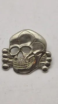 Totenkopf skull, efterkrigs