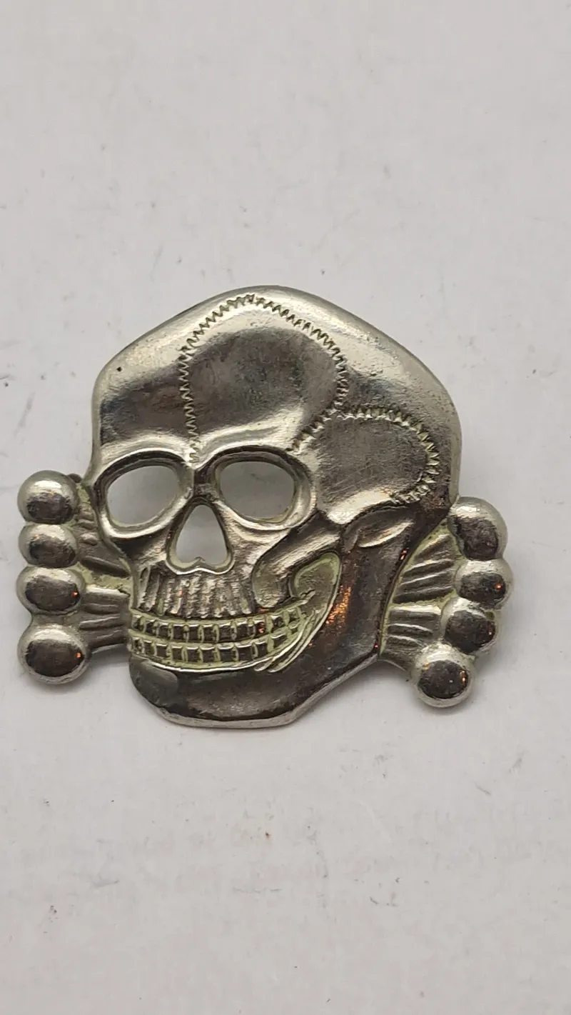 Totenkopf skull, efterkrigs