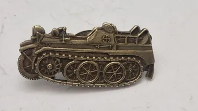 Pin med NSU Kettenkrad HK 101 (SdKfz 2)