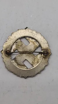 NSDAP General Honor Gau Badge fra 1923, efterkrigs
