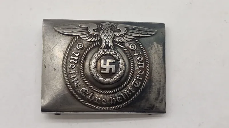 Waffen-SS bæltespænde, efterkrigs