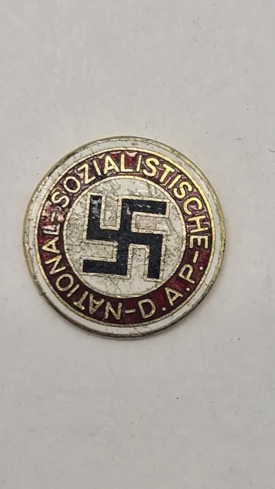 DAP pin, efterkrigs