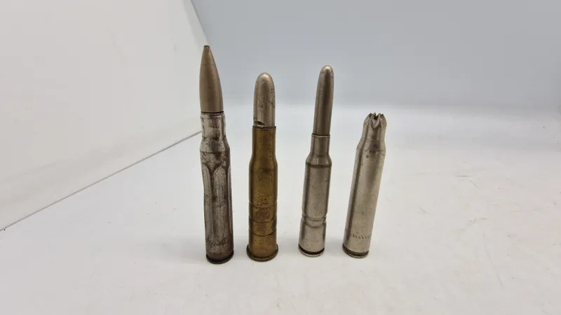 Samling eksercerpatroner