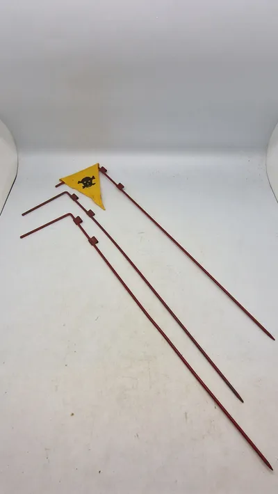 Tysk mineflag og spyd. Originale