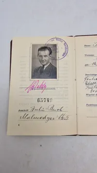 Aktivist des Fünfjahrplanes" (Aktivist for femårsplanen) fra DDR (Østtyskland), original