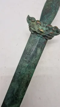 Kinesisk bronze sværd