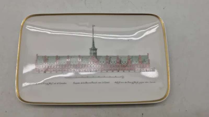 Royal Copenhagen fad med motiv af Børsen
