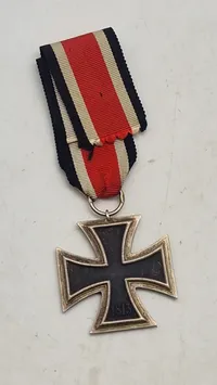E.K. 2 med Hersteller 44, Jacob Bengel, Oberstein. Originalt